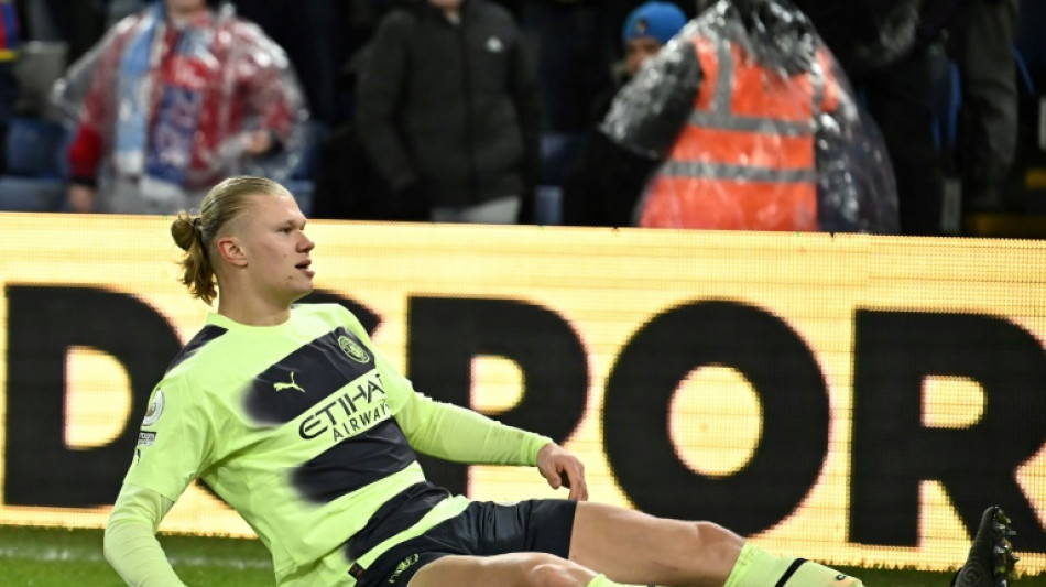 Haaland strikes as Man City sink Palace