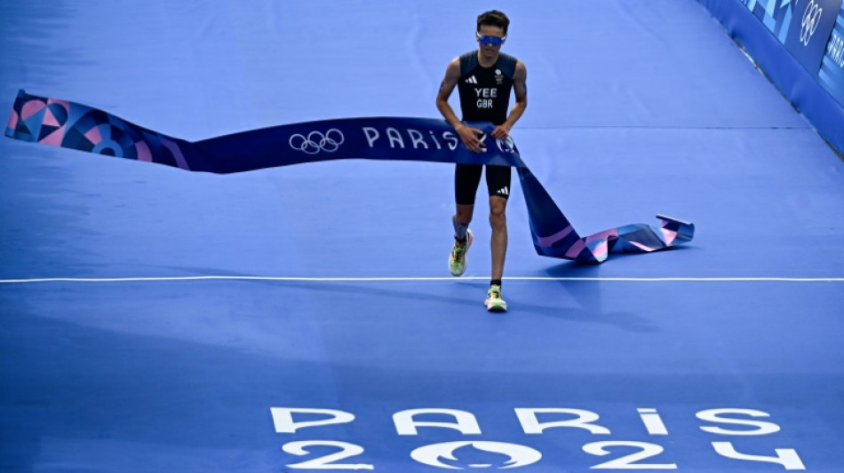 Brit&acirc;nico Alex Yee &eacute; ouro no triatlo masculino dos Jogos de Paris