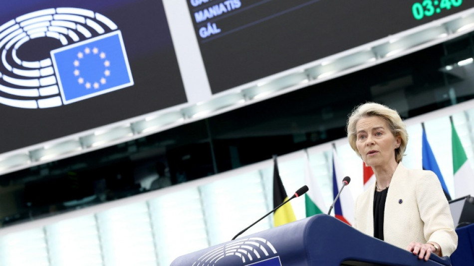 Visée par une motion de censure, von der Leyen face aux eurodéputés