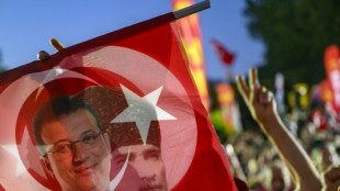 'Defect or be jailed': Turkey opposition mayors face new threat