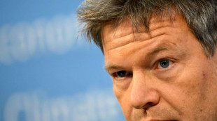 Habeck&nbsp;will Gro&szlig;betriebe bei Umstellung auf klimafreundliche Produktion f&ouml;rdern