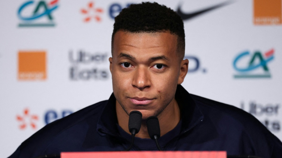 Mbapp&eacute;: Frankreich am Jahrestag "in Gedanken bei Betroffenen"