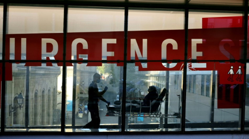 Urgences: la "mission flash" pr&eacute;sente 41 mesures &agrave; Elisabeth Borne