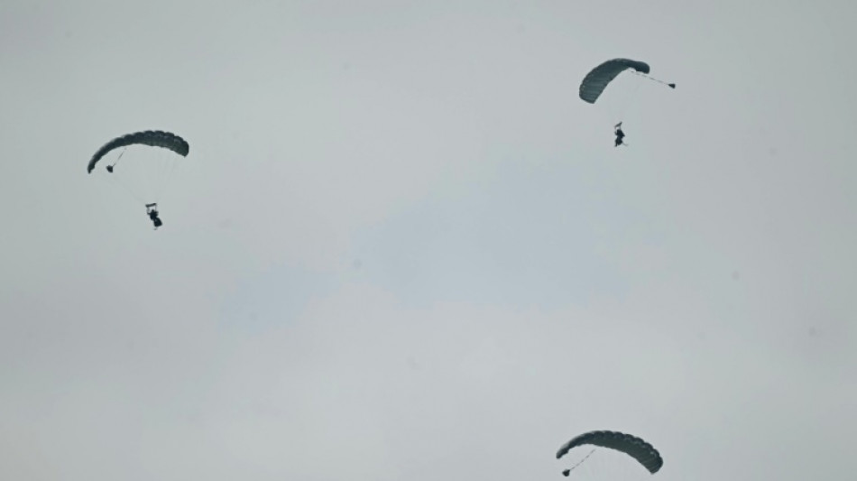 Hobby-Fallschirmspringer d&uuml;rfen Landebahn auf Bundeswehrgel&auml;nde in Calw nutzen