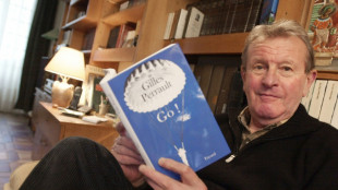 D&eacute;c&egrave;s &agrave; 92 ans de l'&eacute;crivain Gilles Perrault, auteur du "Pull-over rouge"