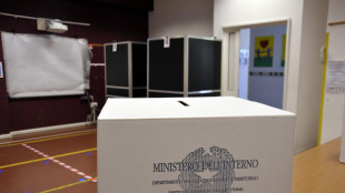 Urne aperte in Calabria per elezioni regionali