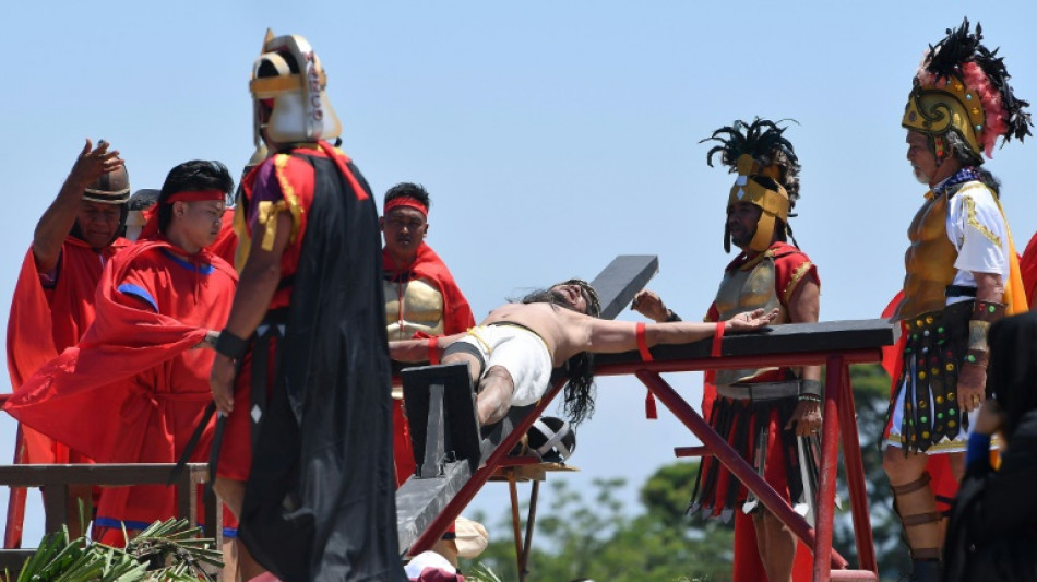 Aux Philippines, dernière crucifixion pour le "Jésus" attitré du Vendredi saint