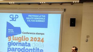 Arriva il numero verde salva-gengive, disturbi per met&agrave; italiani