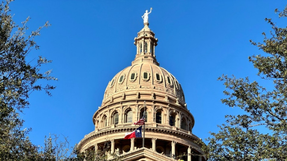 Deputados democratas do Texas voltam ao estado em meio &agrave; disputa por mapa eleitoral