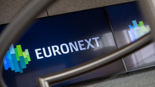 Borsa: l'Europa allunga il passo, gi&ugrave; Wall Street, Milano +0,15%