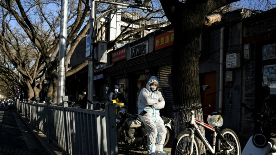 En restaurantes clandestinos y bares secretos los habitantes de Pek&iacute;n esquivan las normas covid