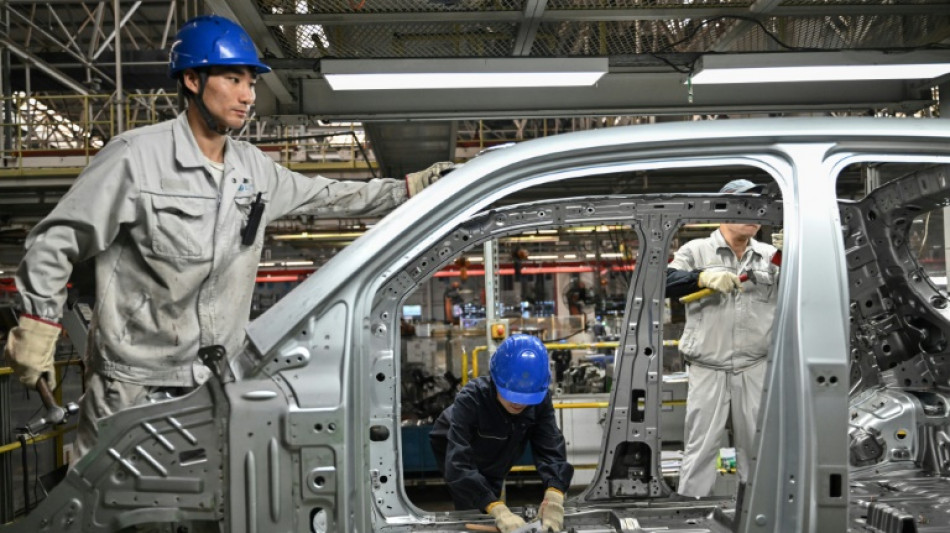 L'UE adopte jusqu'&agrave; 35% de surtaxes sur les voitures &eacute;lectriques import&eacute;es de Chine