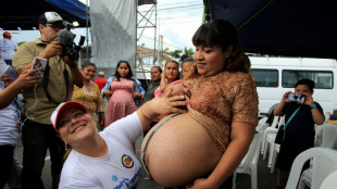 El concurso de la panza m&aacute;s grande celebra la maternidad en Nicaragua