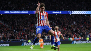 Atl&eacute;tico golea 5-2 a Tottenham y pone un pie en cuartos de Champions