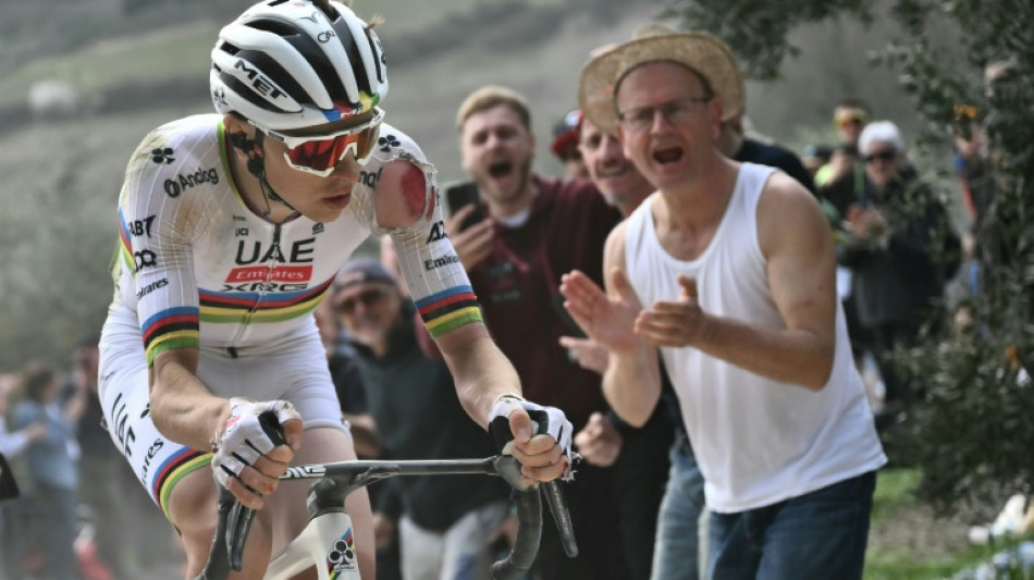 Le patron de Tadej Pogacar esp&egrave;re qu'il ne courra pas Paris-Roubaix cette ann&eacute;e