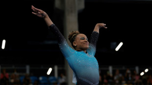 Rebeca Andrade ganha seu 2º ouro no Pan na trave de equilíbrio; Flávia Saraiva é prata