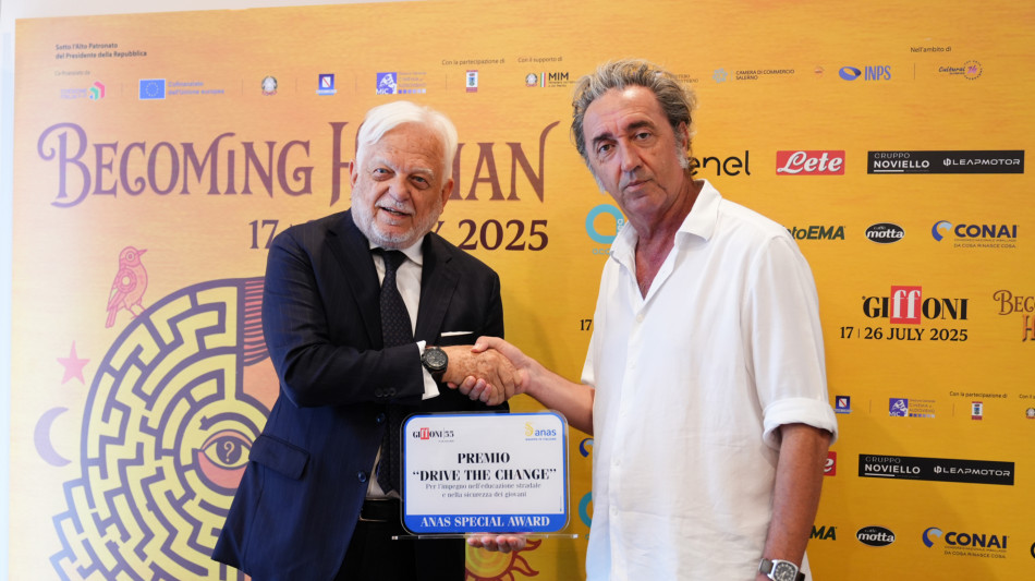 A Giffoni Sorrentino consegna ad Anas il premio Drive the change