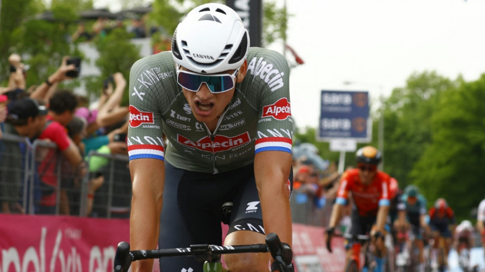 Niederl&auml;nder van der Poel gewinnt Giro-Auftakt