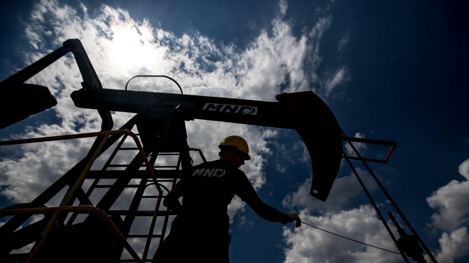 Il petrolio chiude poco mosso a New York a 68,38 dollari