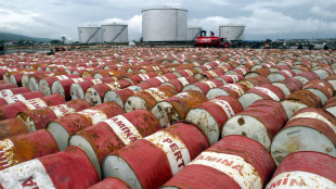 Prezzo petrolio in rialzo, Wti scambiato a 62,09 dollari