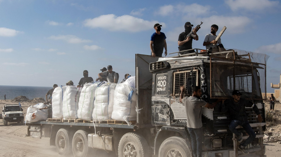 Idf fa mea culpa,imparata lezione dopo spari centri cibo