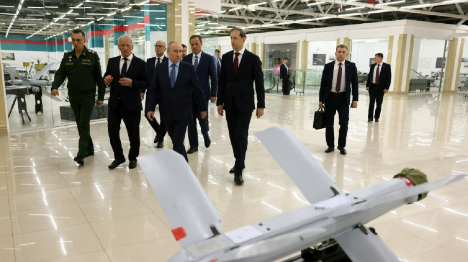 Ucr&acirc;nia bombardeia f&aacute;brica de armas russa a mais de 1.000 km de sua fronteira