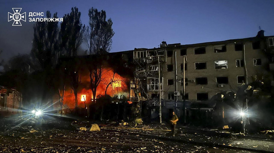Ucraina, 3 morti in un attacco aereo russo a Zaporizhzhia