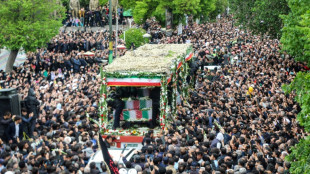 L'Iran rend hommage &agrave; son pr&eacute;sident tu&eacute; dans un  crash d'h&eacute;licopt&egrave;re