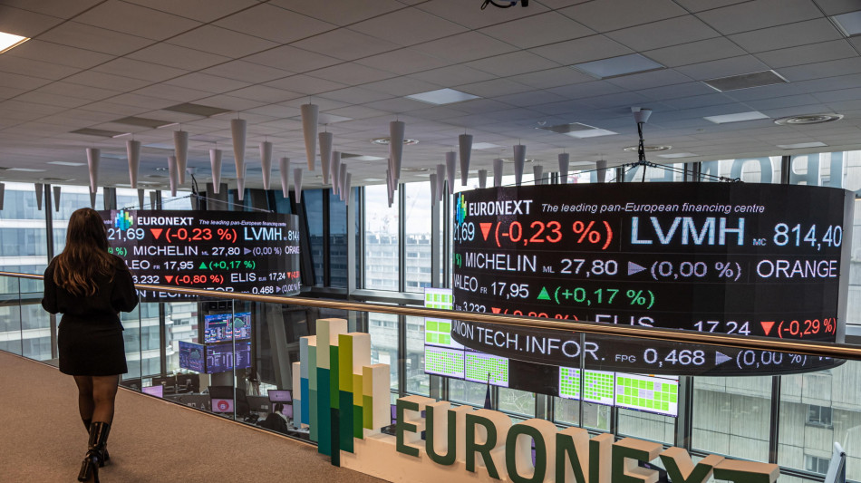 Borsa: Europa contrastata, effetto Zew su Francoforte (-0,5%)