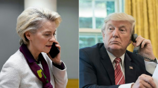 Trump surench&eacute;rit et annonce 30% de droits de douane pour UE et Mexique