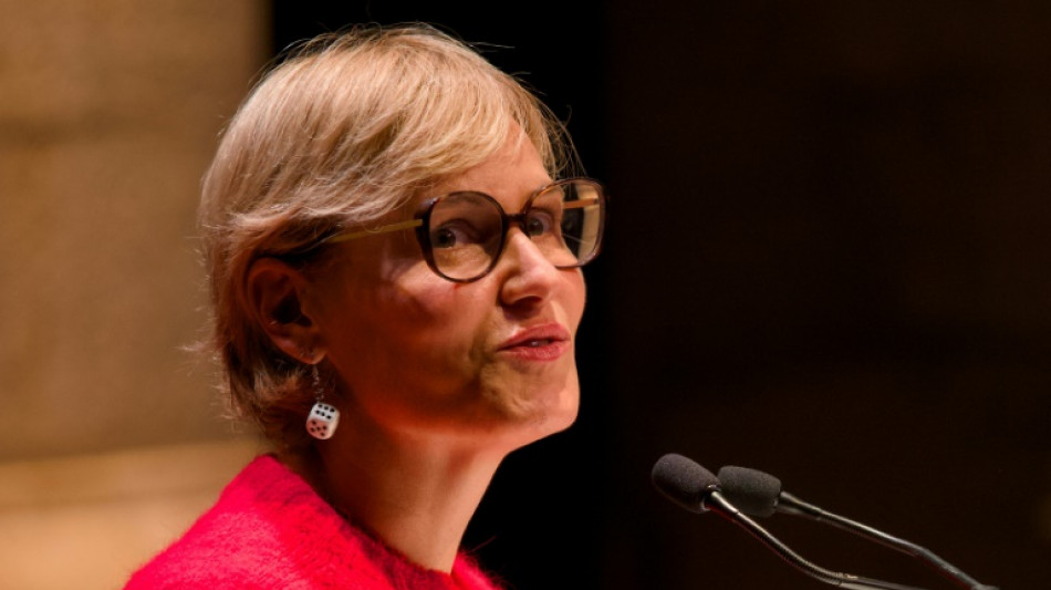 La actriz francesa Judith Godr&egrave;che pide acci&oacute;n pol&iacute;tica tras un informe sobre violencia sexual 