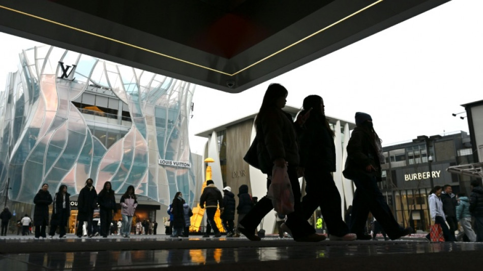 China cresceu 5% em 2025, n&iacute;vel mais baixo em d&eacute;cadas