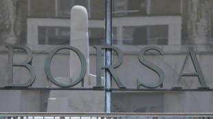 Borsa: Milano si conferma in rialzo (+0,2%), balzo di Amplifon, Stellantis e Ferrari