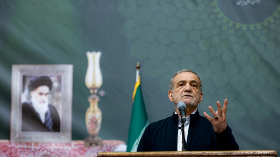 Irã suspende oficialmente cooperação com AIEA