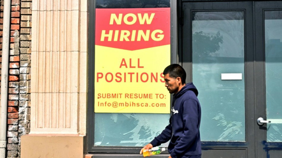 El desempleo en EEUU sube a 4,3% y aumenta expectativas de un recorte de tasas