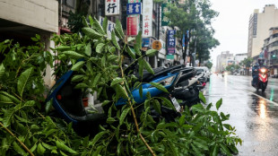 Le typhon Podul r&eacute;trograd&eacute; en temp&ecirc;te tropicale, touche les c&ocirc;tes chinoises