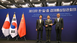 China, Jap&oacute;n y Corea del Sur acuerdan "acelerar" el libre comercio frente a los aranceles de Trump