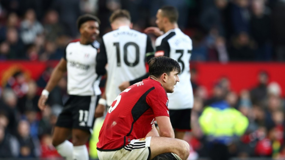 Fulham puncture Man Utd as Man City, Arsenal close on Liverpool