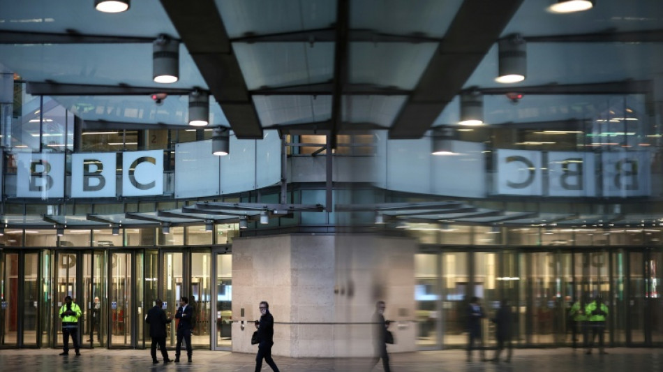 Son DG d&eacute;missionnaire appelle la BBC &agrave; "se battre" pour d&eacute;fendre son journalisme