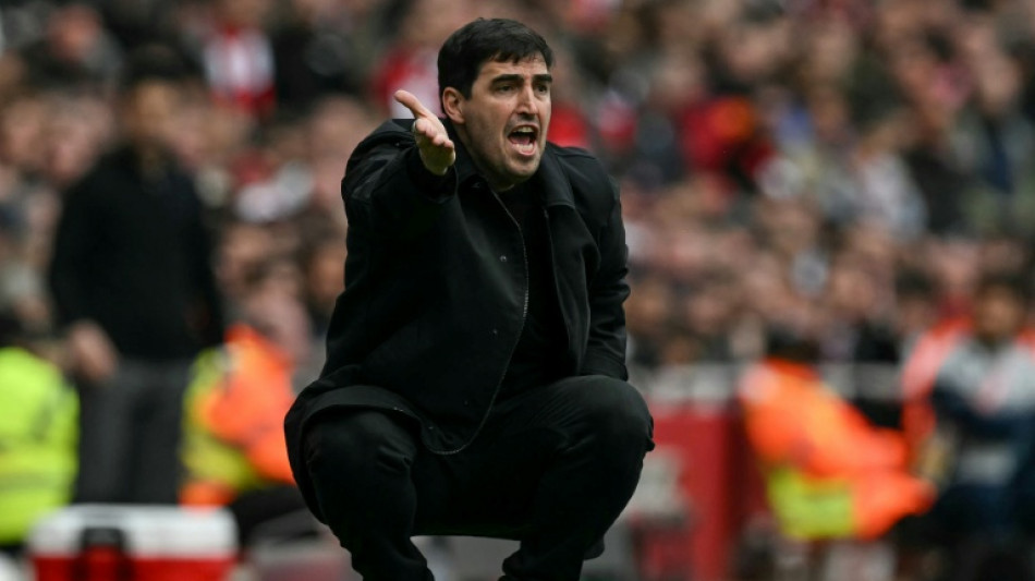 Iraola anuncia que vai deixar comando t&eacute;cnico do Bournemouth no fim da temporada