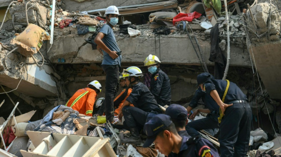 Opera&ccedil;&otilde;es de resgate continuam ap&oacute;s terremoto que deixou 1.700 mortos em Mianmar