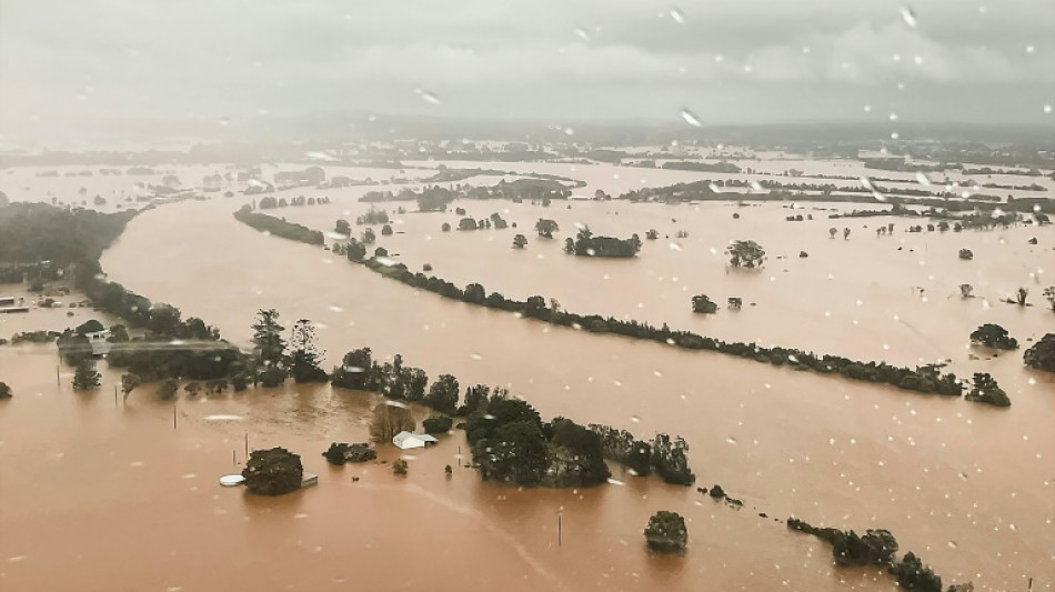 Massive floods strand over 50,000 in eastern Australia