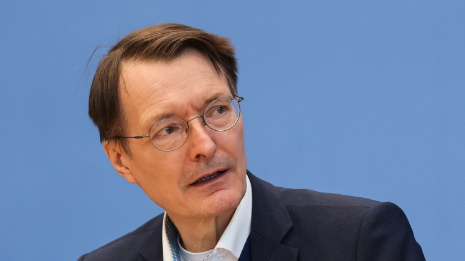 Lauterbach kritisiert S&ouml;ders Ank&uuml;ndigung zur Impfpflicht in der Pflege