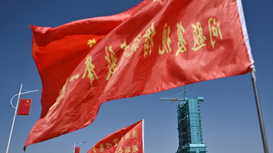 La Chine envoie un nouvel équipage vers sa station spatiale