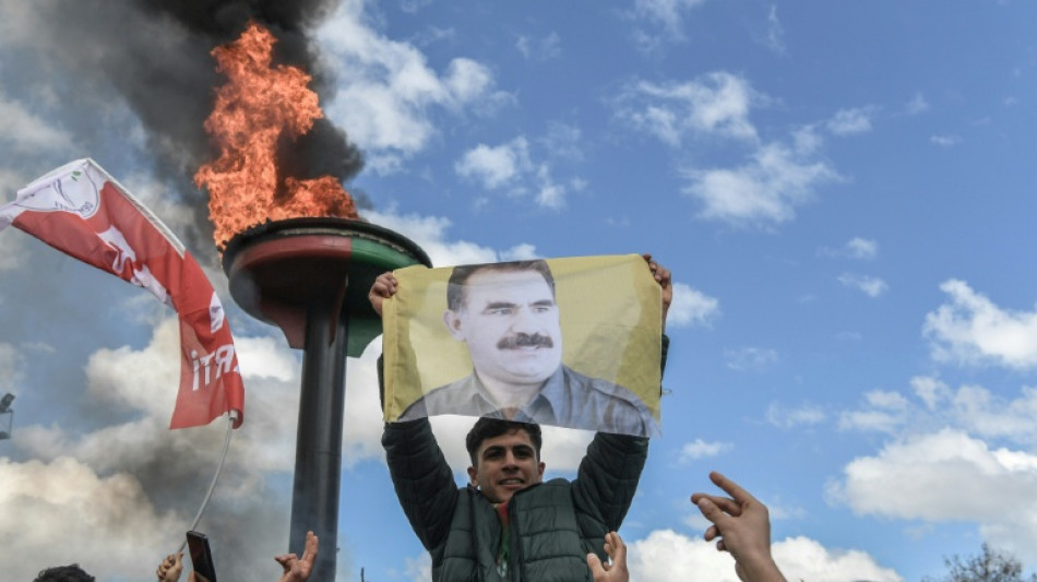 Vor PKK-Entwaffnung: Pro-kurdische Abgeordnete besuchen inhaftierten Anführer Öcalan 