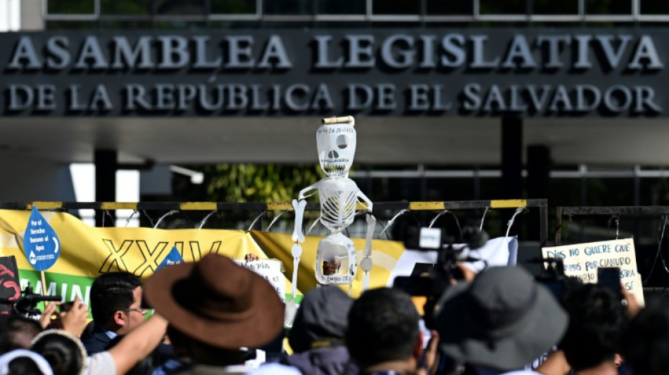 El Congreso de El Salvador aprueba reintroducir la miner&iacute;a met&aacute;lica a pedido de Bukele
