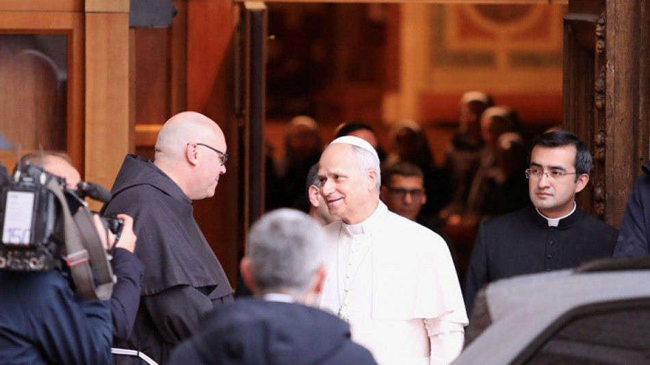 Il Papa ai frati, 'torner&ograve; ad Assisi nel 2026'