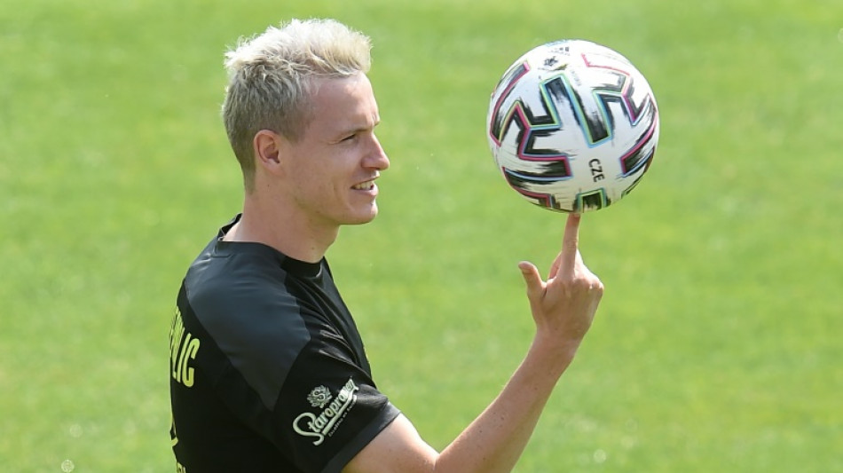 Cagliari anuncia contrata&ccedil;&atilde;o do tcheco Jakub Jankto