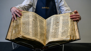 Sotheby's versteigert &auml;lteste und vollst&auml;ndigste Hebr&auml;ische Bibel der Welt