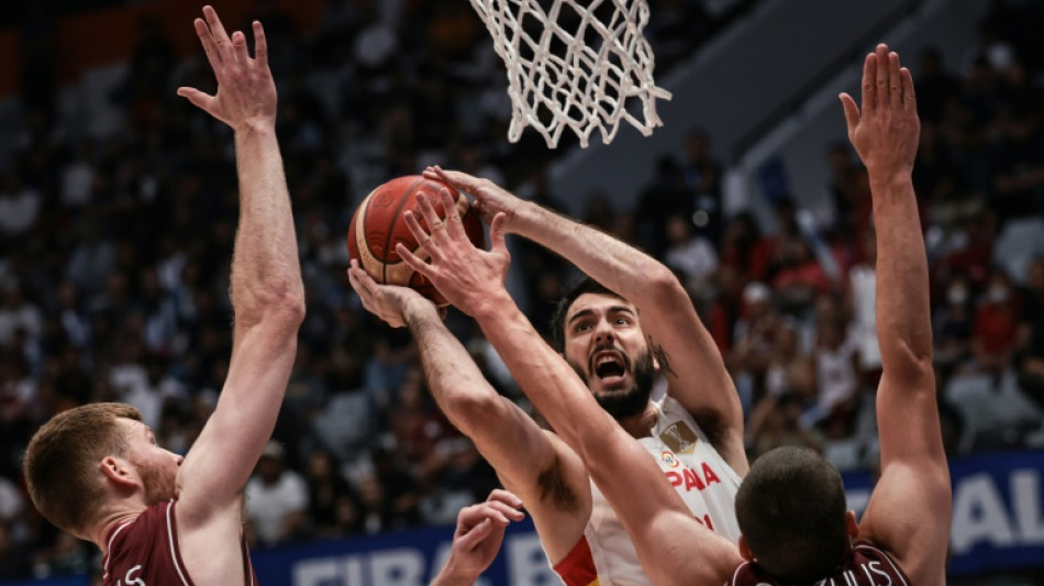 Espa&ntilde;a se complica en Mundial de b&aacute;squet, Brasil sorprende a Canad&aacute;